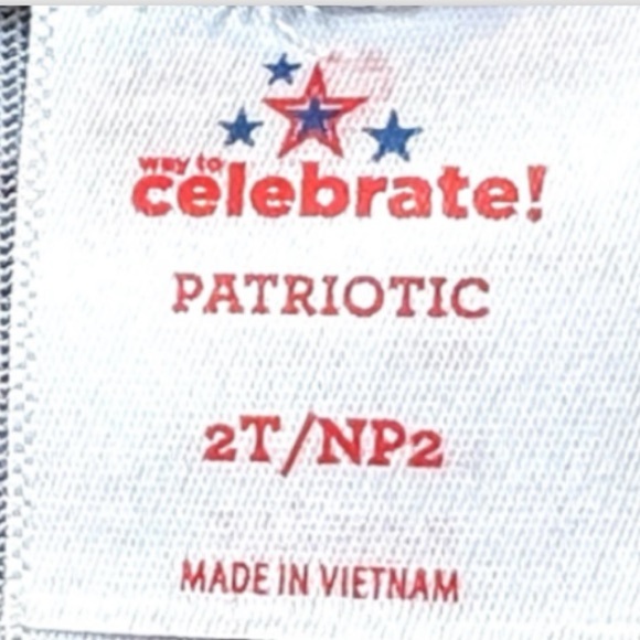 NWT Way to Celebrate Toddler Patriotic Red White & Blue Tie-Dye Shorts Size 2T - Picture 4 of 9